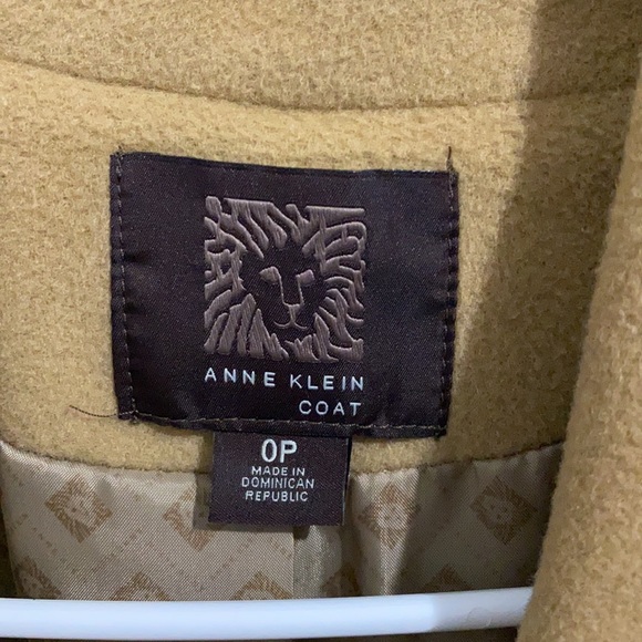 Anne Klein coat - Picture 3 of 4